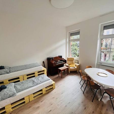 Kuenstlerisches Apartment كارلسروه المظهر الخارجي الصورة