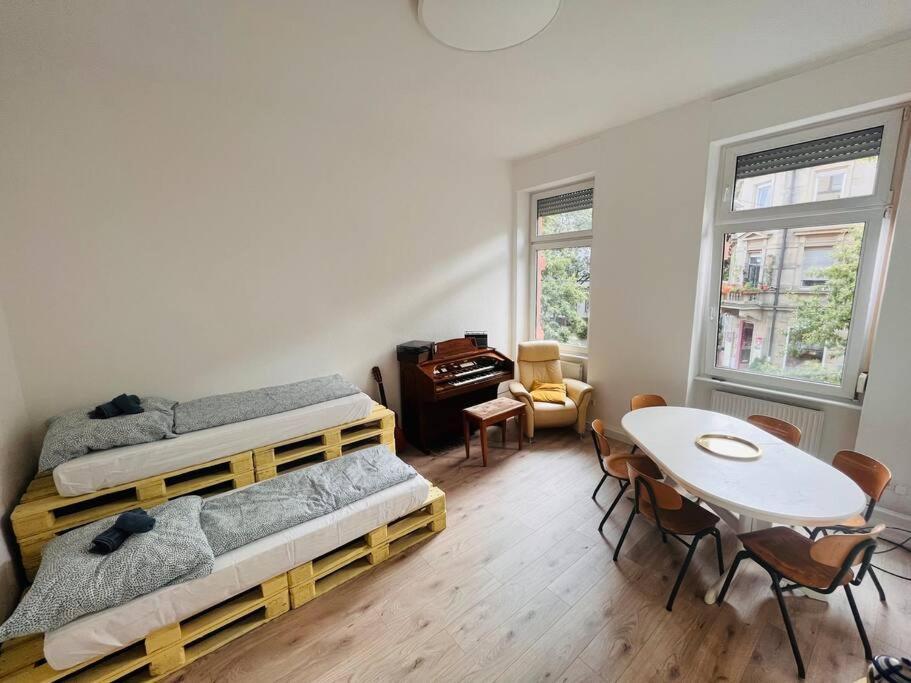 Kuenstlerisches Apartment كارلسروه المظهر الخارجي الصورة